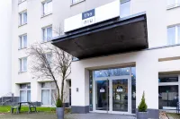 Holiday Inn - the niu, BLADE SOLINGEN by IHG