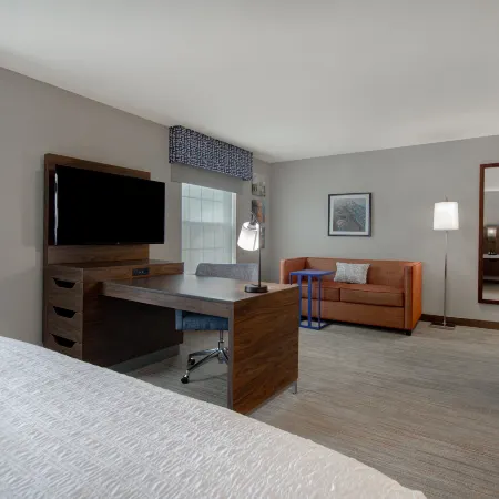 Hampton Inn & Suites Yonkers