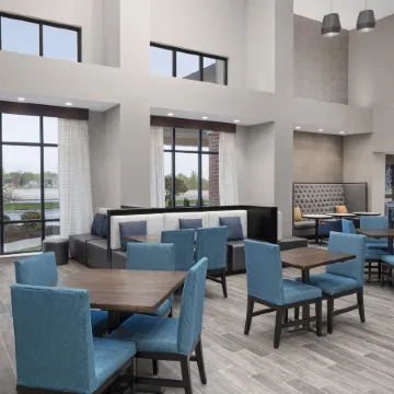 Hampton Inn & Suites Bridgeview Chicago