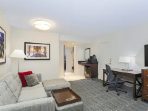 Embassy Suites by Hilton Chicago Lombard Oak Brook Hotels in Lombard