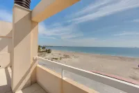 New luxury villa, first line of the Mediterranean and the Mar Menor.