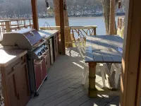 Getaway Cabin on the Rock River, enjoy kayaking, canoeing and fishing 오글 카운티 호텔