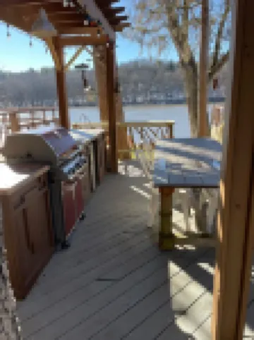 Getaway Cabin on the Rock River, enjoy kayaking, canoeing and fishing