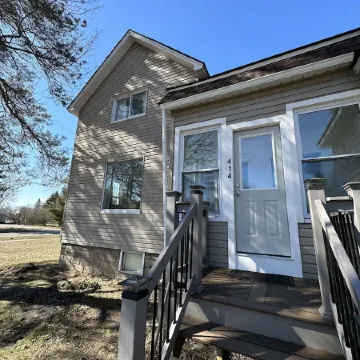 Cozy Downtown East Tawas Home!