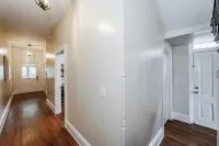 Historic Modern Walkable to to VCU