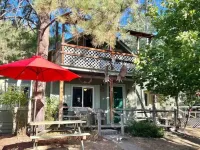 NorthFork Lodge Cabin #2 "The Pine"