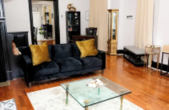 Charming 3-bedroom house in welcoming Philadelphia with AC, WiFi