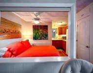 Bogue Shores Studio - Sound Front  Porch and Beach Access All-in-One!