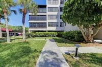 Renovated 3 Bed & 2.5 Bath Condo Just Steps Away from Private Siesta Key Beach - نادي رياضي