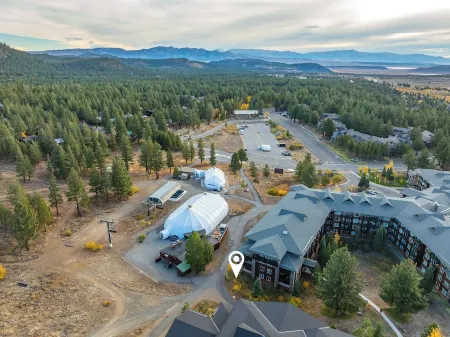 JuniperSprings  #251 True Ski-In-Ski-Out 2Bed/2Bath Luxury Resort in Eagle Lodge