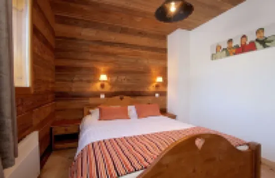 LUXURY CHALET OURS LA DIBONA