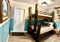 Can’t Beat This Location walk to restaraunts Large House 팝 스탠셀 공원 주변 호텔