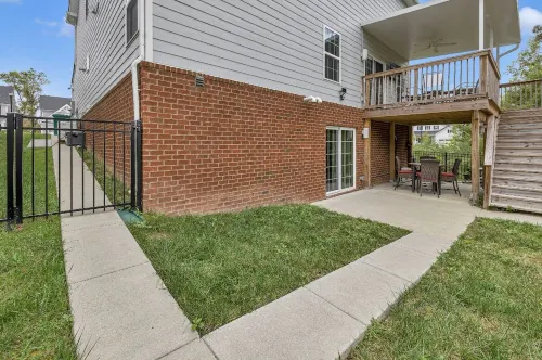 Copper Ridge! New Lovely 2 Bedroom Unit! 1200 Sqf