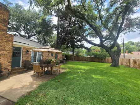 Coastal Escape 7 miles from Tybee Island Savannah & River Street