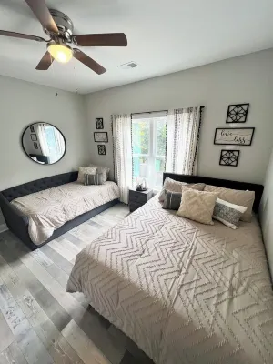 5BD&4BA Private Pool&HotTub, just steps from the beach! Sleeps 14