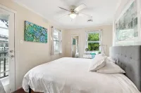 Cute 2bed 1.5ba Townhouse 10min walk to French Q with free gated parking Hotels in Treme
