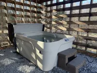 Warm Jaccuzzi, Hot Sauna, Elegant House in the Adirondack Best Nature Experience Hotels in Black Brook