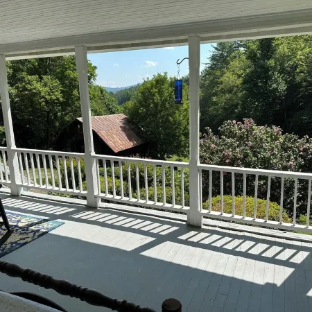Private mountain cottage on 50 pristine acres in the Blue Ridge Mountains