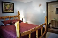Walk to the Slopes from a Great Condo!  - THE MOUNTAIN IS OPEN