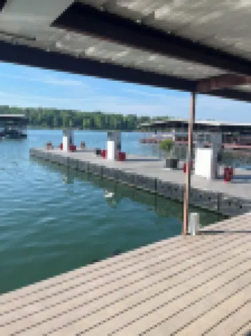 Hill Creek Cabin 2 Minutes from Marina and boat ramp on Greers Ferry Lake