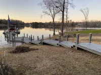 Lake Front Home on Lake Wateree With Easy access to Docks and KAYAK