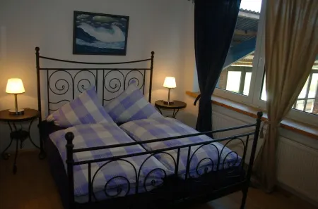 Bright, cheerful apartment with piano in the heart of East Friesland