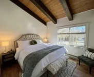 Remodeled Aspen Chateau. Bright & Boho 4BR
