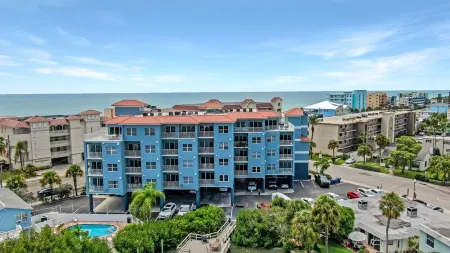Beautiful Condo Great for Family and Friends - Beach Access - Steps from Condo.