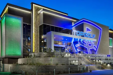 Cozy Gilbert Home - Upgraded + Modern & Pet Friendly!