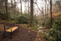 Sunflower Suite at The Wanderer