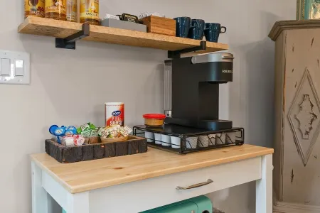 Bungalow Near Jordan Lake, NC