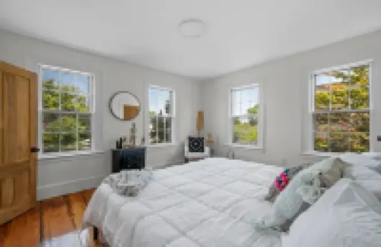 2BR/2.5Bath|KING Suite|Balcony|Reserved Parking!