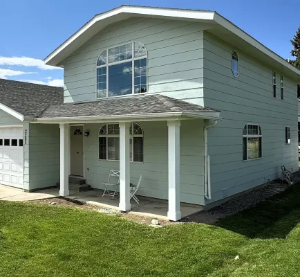 Caddy Shack 2- Charming 3-bedroom totally remodeled with AC and WiFi in Montrose