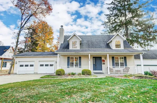 High-end home w/ fireplace, gourmet kitchen, sauna, game rm/ large yard/fire pit