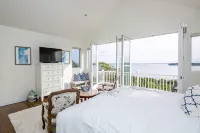 Spectacular Views, Sunrise and Sunset Over the Bay!