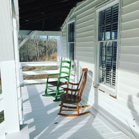 Bourbon Trail & Relaxing Rural Spot. Restored Farmhouse on 22 Private Acres.