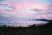 'American Classic' BEACHFRONT Historic Nye Beach - BEST LOCATION - 3BR Home