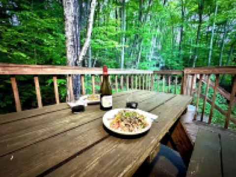 Cozy Mountain Retreat — Close to Slopes & Town