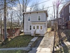 City Gem! 3 Miles from CASV/1 Mile from SUNY