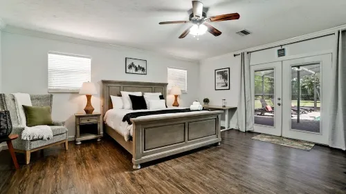 4 Bd w 3 King 4Ba 1.2acres htd salt pool private!