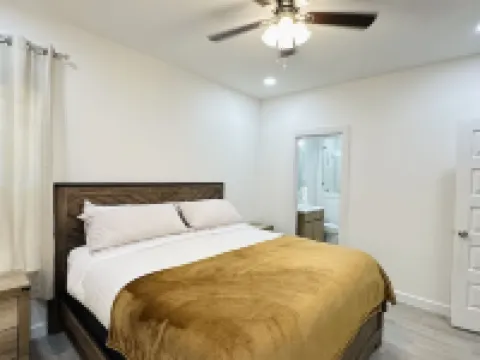 NEW Mcallen Apartament Hotels in Pharr
