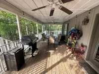 Lake House on Cedar Creek Lake - Hoot Hoot Holler Hideaway Hotels in Franklin County