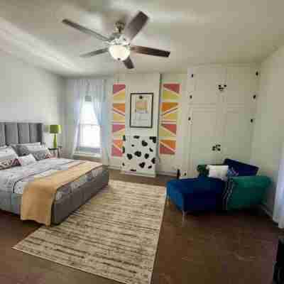 Bed and Bourbon on 3rd Rooms