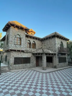 Casa Rural La Moraleja en la Sierra de Cazorla. Pista Deportiva, Parque Infantil