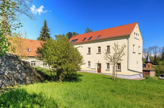 Ferienwohnung Sprejnik - Residenz am Sonnenhübel mit Aussicht und Viel Ruhe