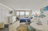 Aloha Hibiscus Room,Sunset Views w/ Balcony #442 Отели рядом с достопримечательностью «Парк Бичкомбер»