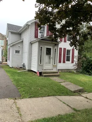 Charming and newly-renovated 1850's house in quiet residential neighborhood Hotels near Safe Haven