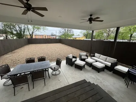 🏵 Vintage Magnolia 🏵 ~ 0.5 mi/3 min. to Magnolia Silos, 1 mi/4 min to Baylor!