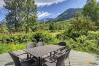 The Alyeska View: Base of Alyeska with a Hot Tub! - 4-Star