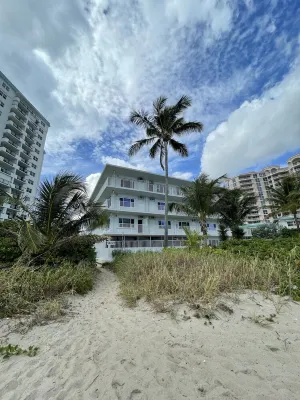 Paradise awaits you with Ocean View & Heated Pool!
